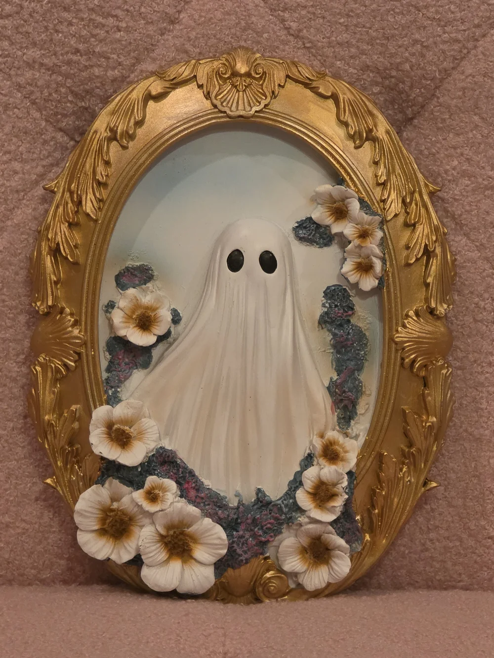 Gold Framed Ghost Wall Plaque with Ivory Flowers